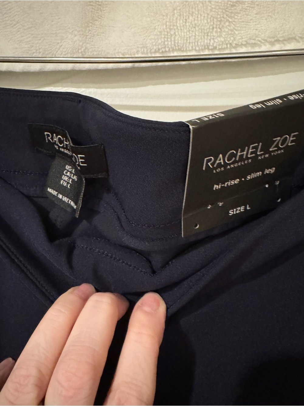 Rachel Zoe Navy High-Rise Slim Leg Pants NWT - Picture 2 of 4